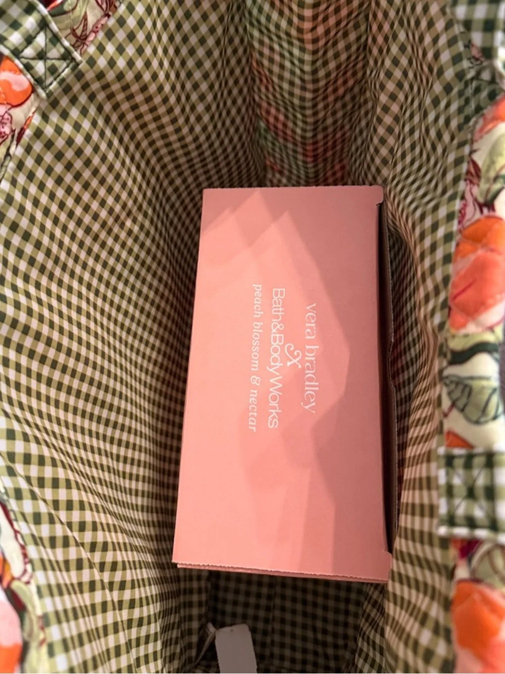 Bath & Body Works Vera Bradely Peach Blossom & Nectar 6 Piece  Bag Gift Set,